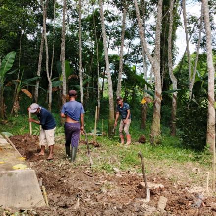 TINGKATKAN PENGOLAHAN AIR BERSIH PEMDES BAWAHAN SEBERANG BANGUN RESERVOIR PAMSIMAS BAGI WARGA